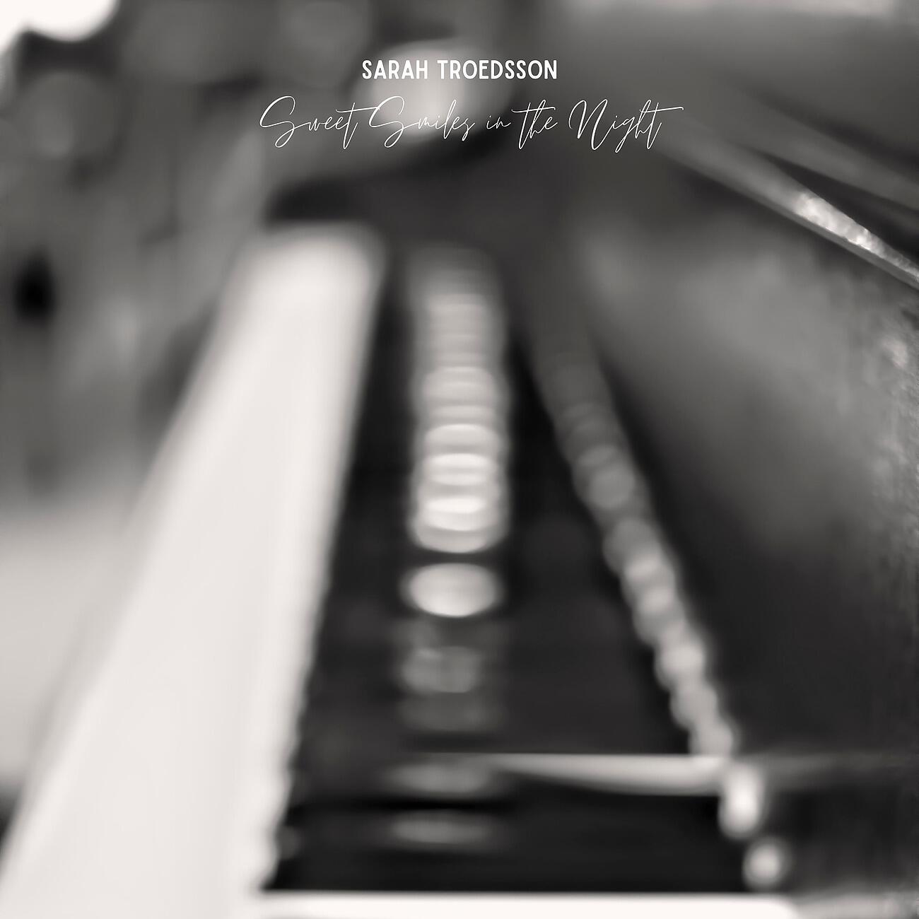 Релиз Sweet Smiles in the Night