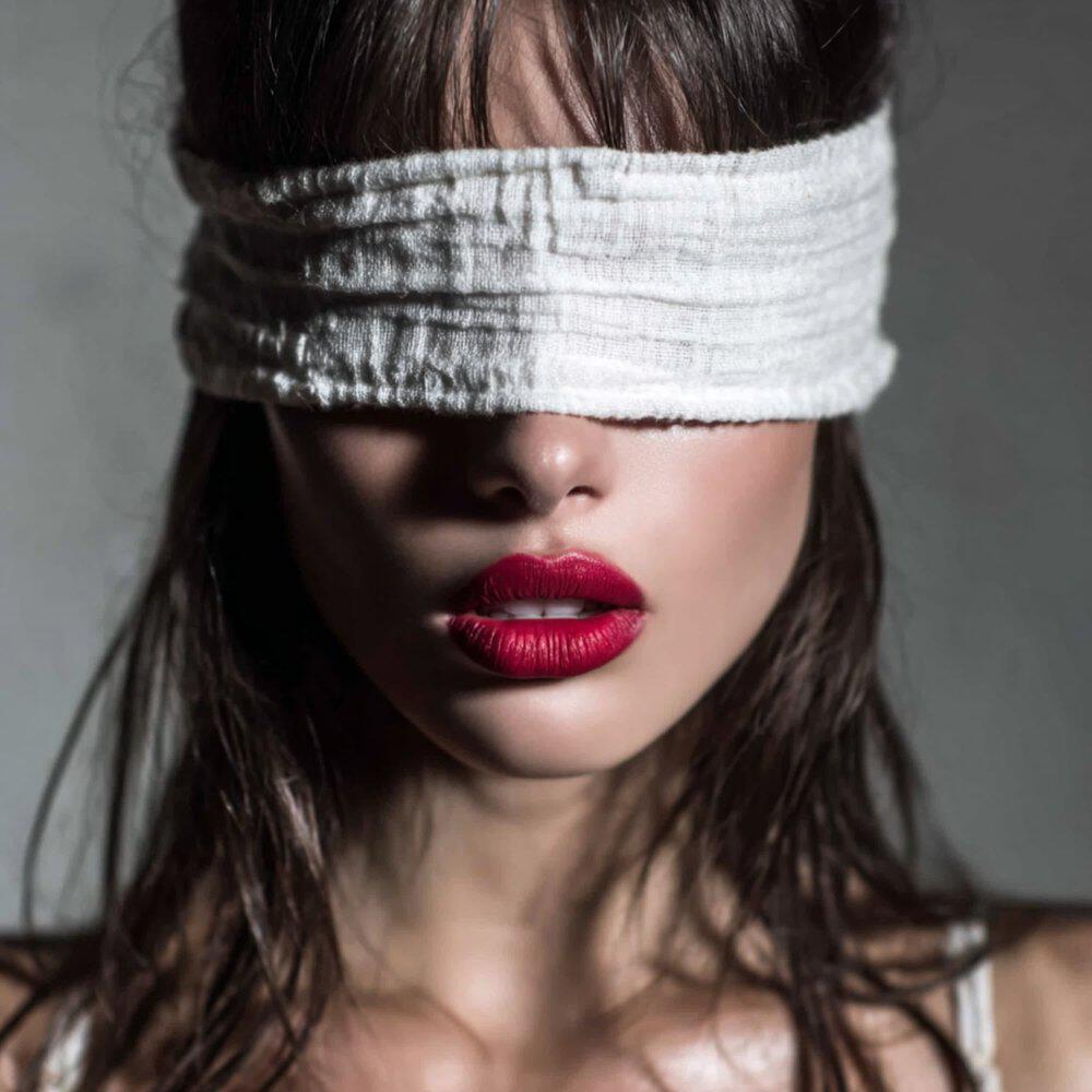 Релиз Love is blindness