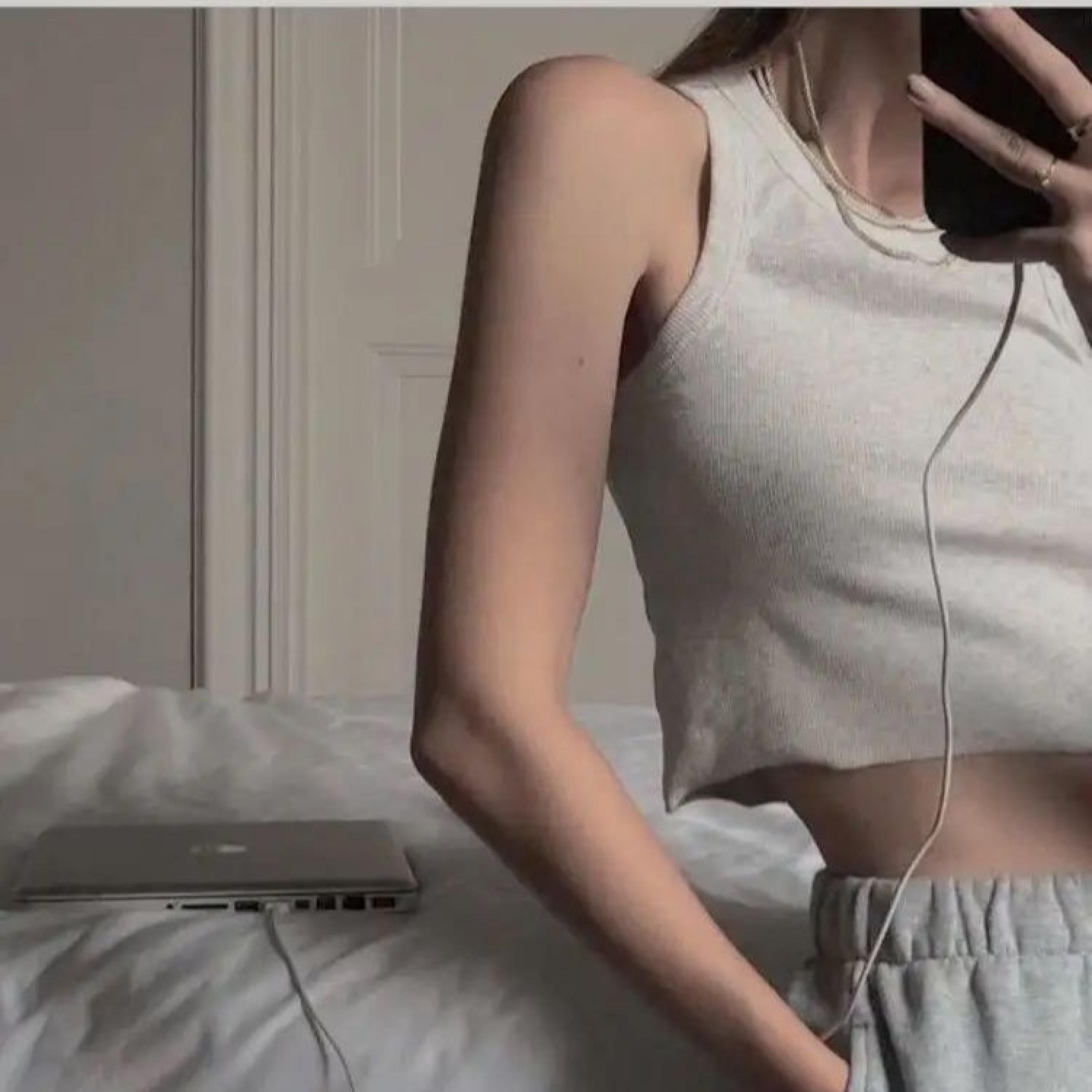 Релиз 逝去的爱情