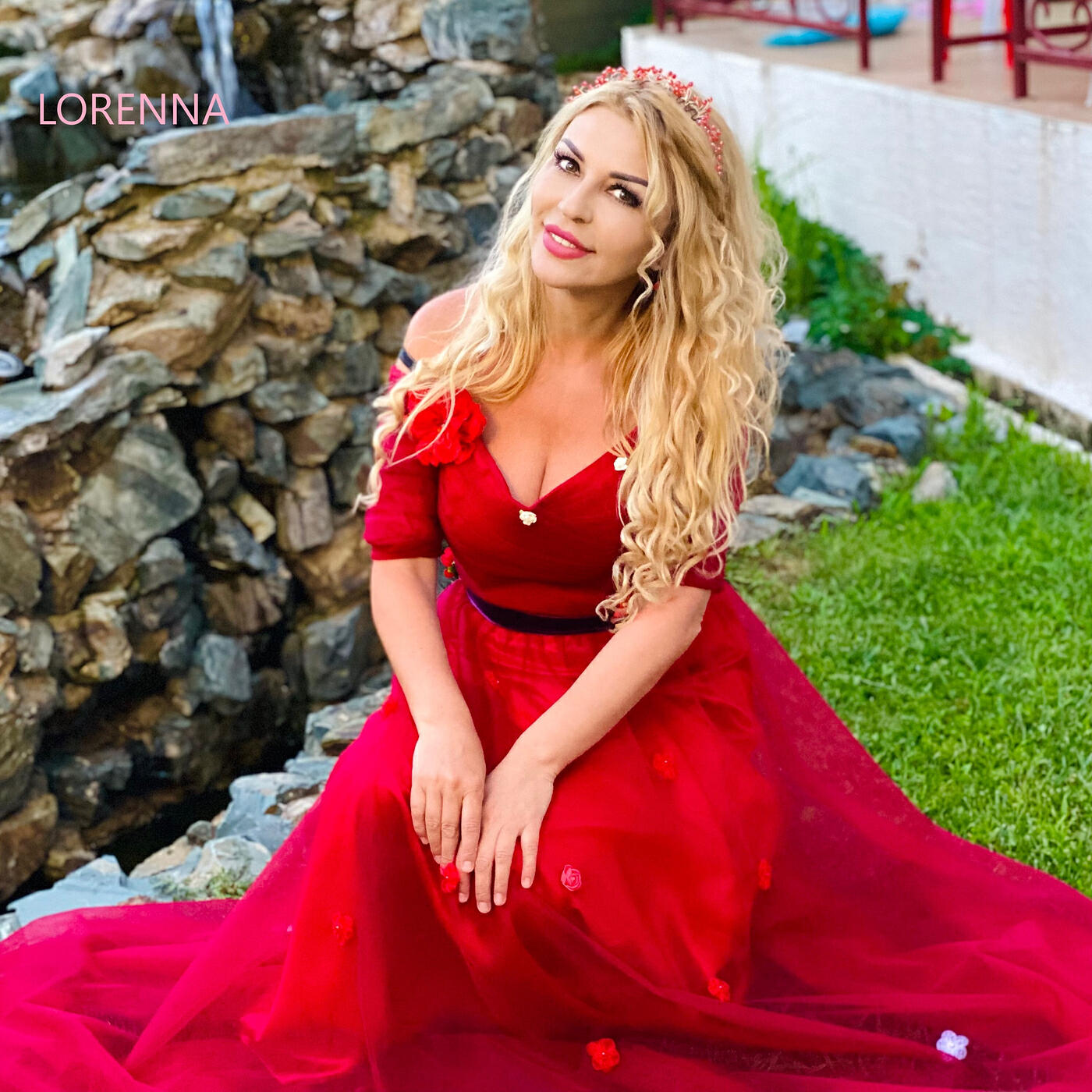 Скачать песню Lorenna - Sapte Care De Nuiele бесплатно в MP3 для Android и iOS