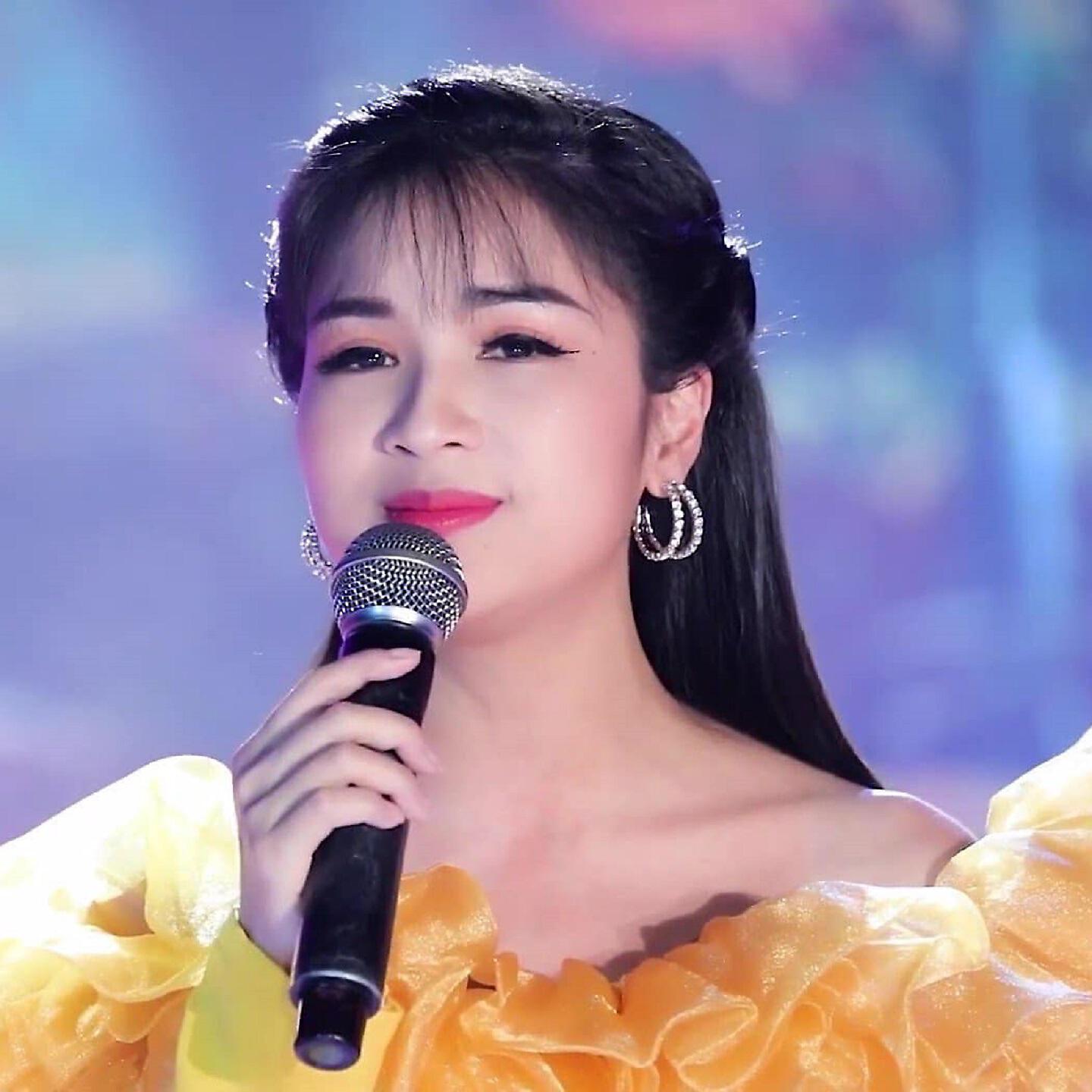 Релиз Lỡ hẹn với dòng Lam