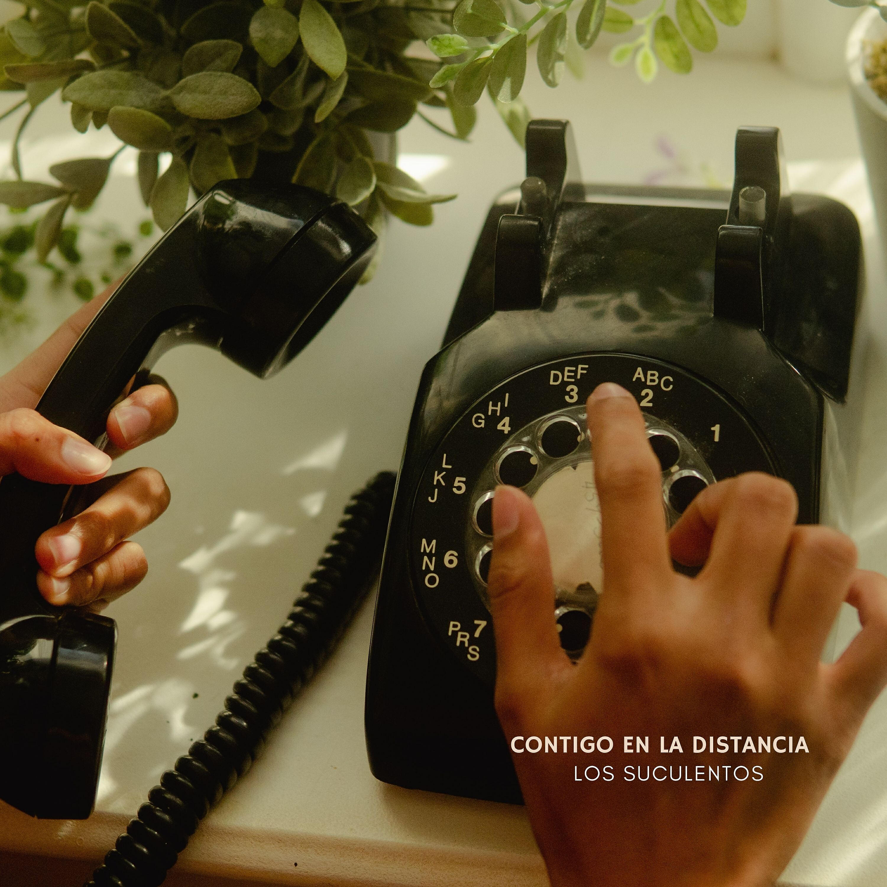 Релиз Contigo En La Distancia