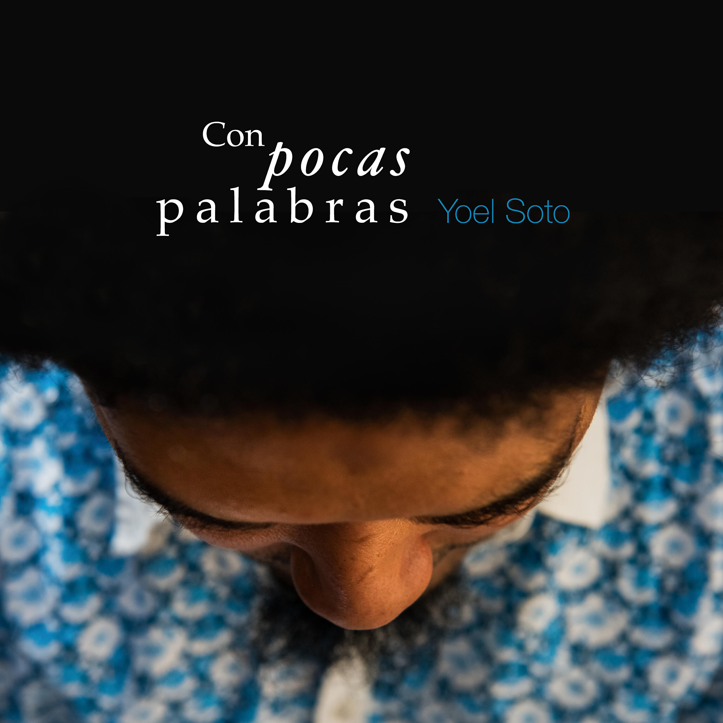 Релиз Con Pocas Palabras