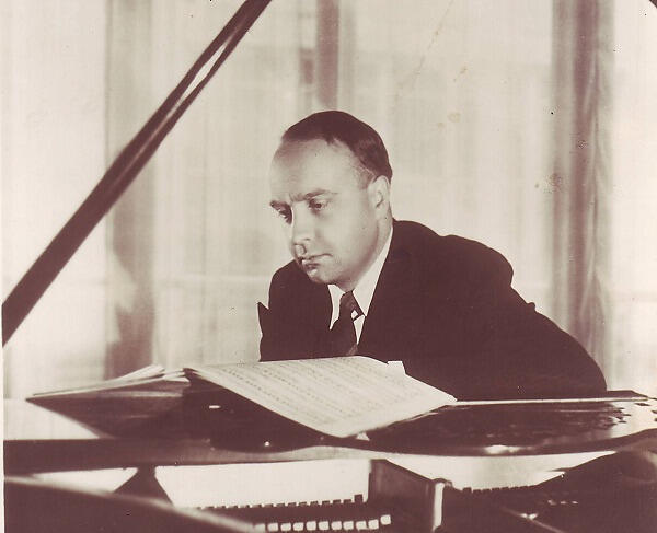 Robert Casadesus (piano)
