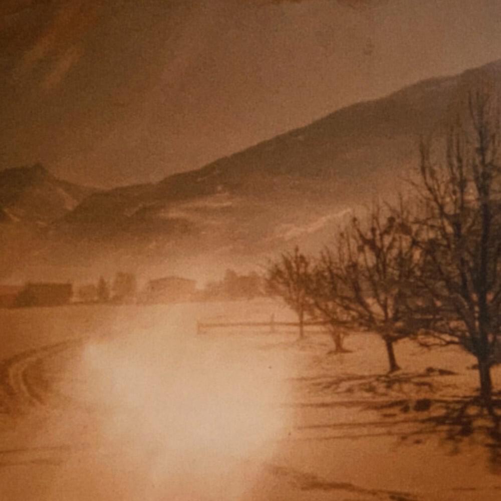 Релиз Coming Through (Christmas)