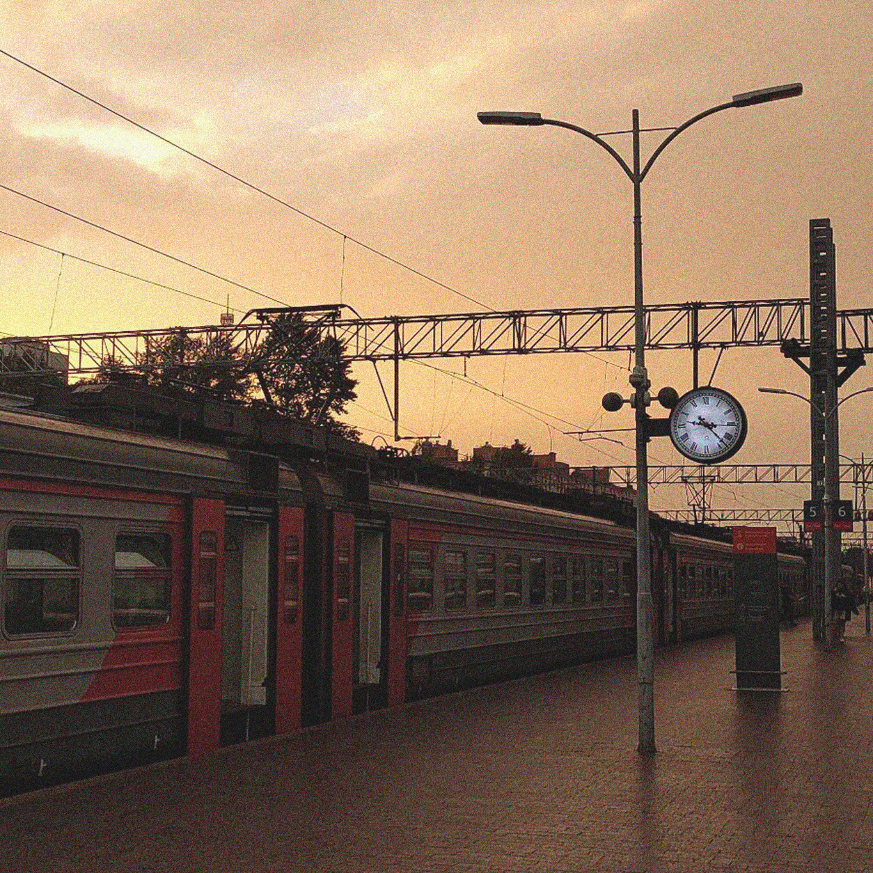 Релиз on a warm july evening