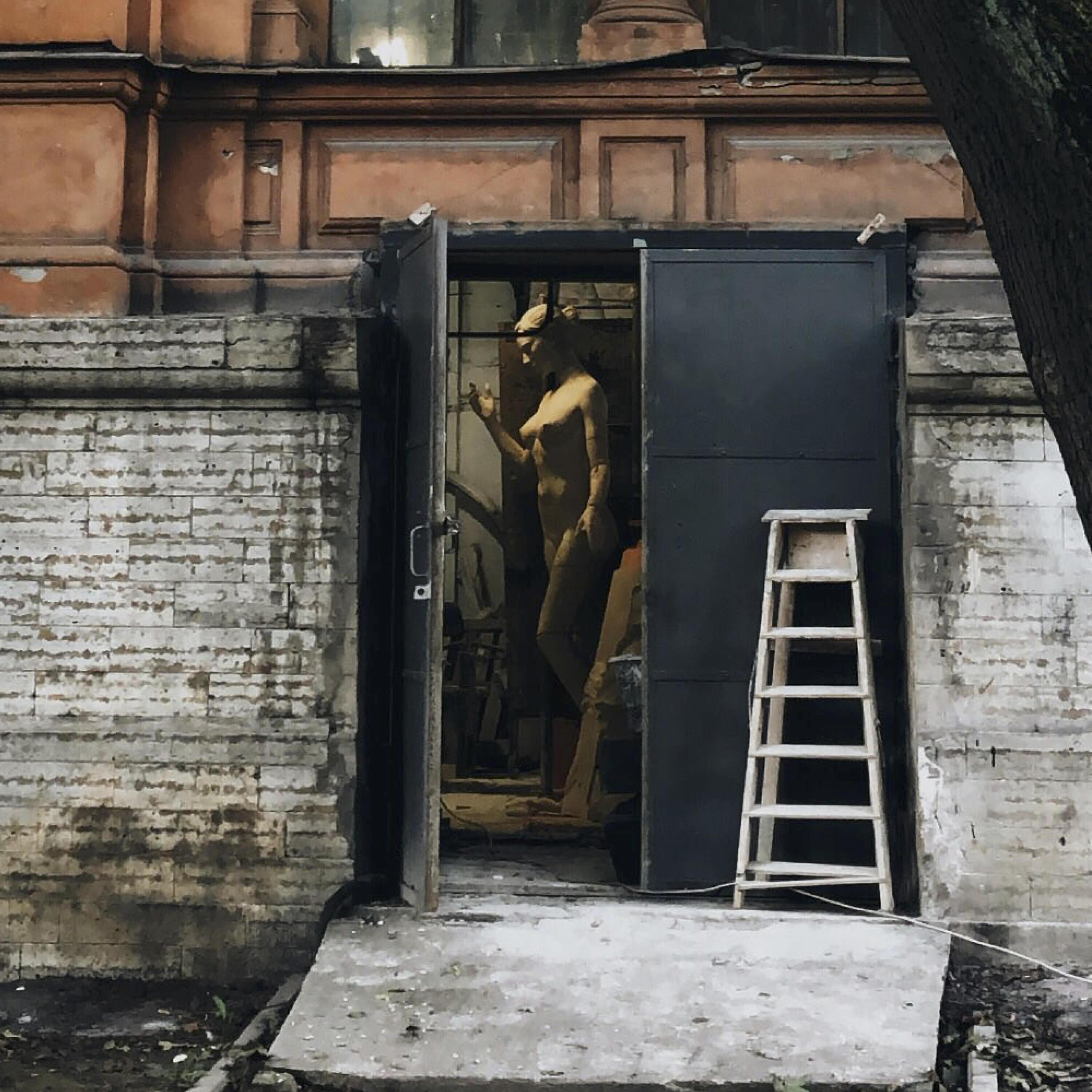 A Pregnant Light