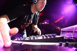 DJ Brian Howe