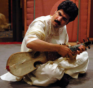 Homayun Sakhi