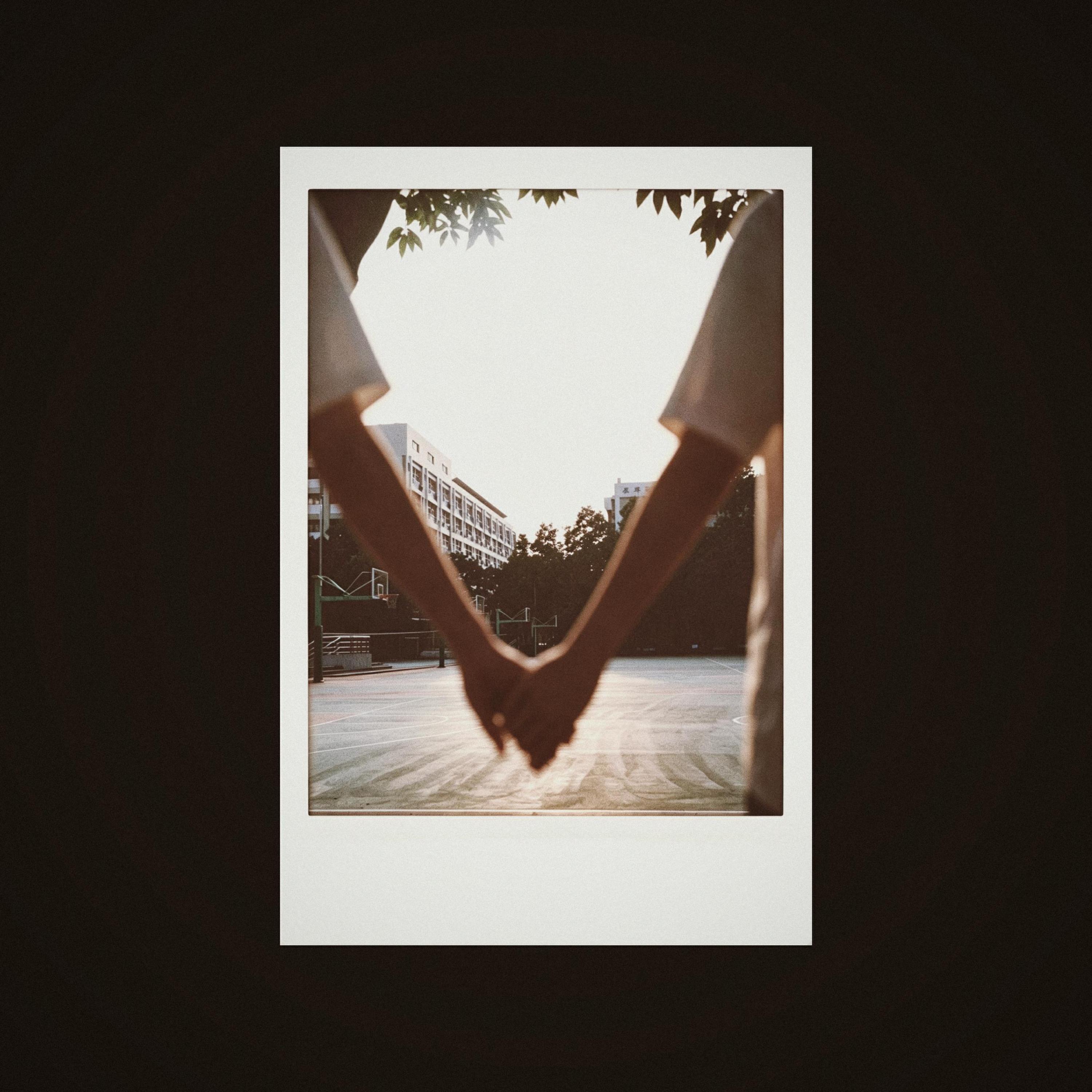 Релиз 忽而又夏