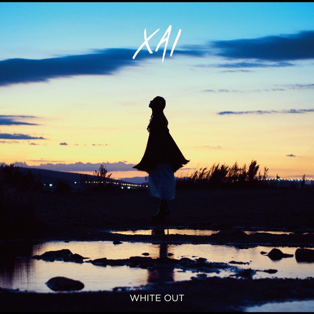 Релиз WHITE OUT (アーティスト盤)