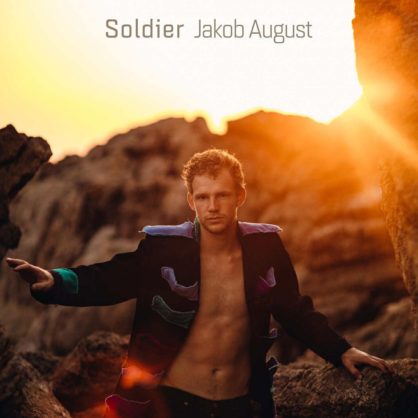 Jakob August