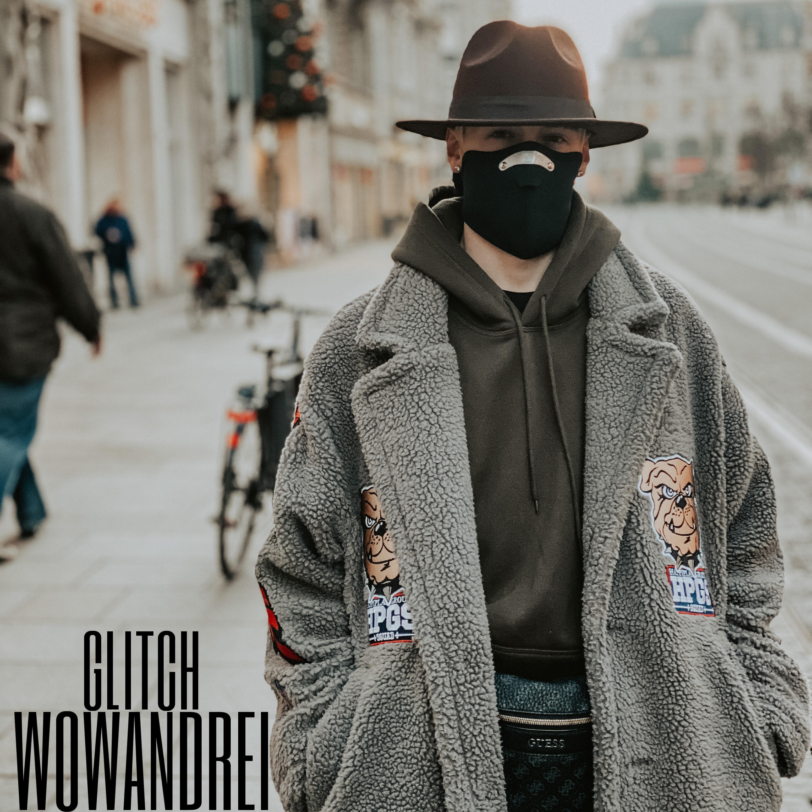 Релиз Glitch