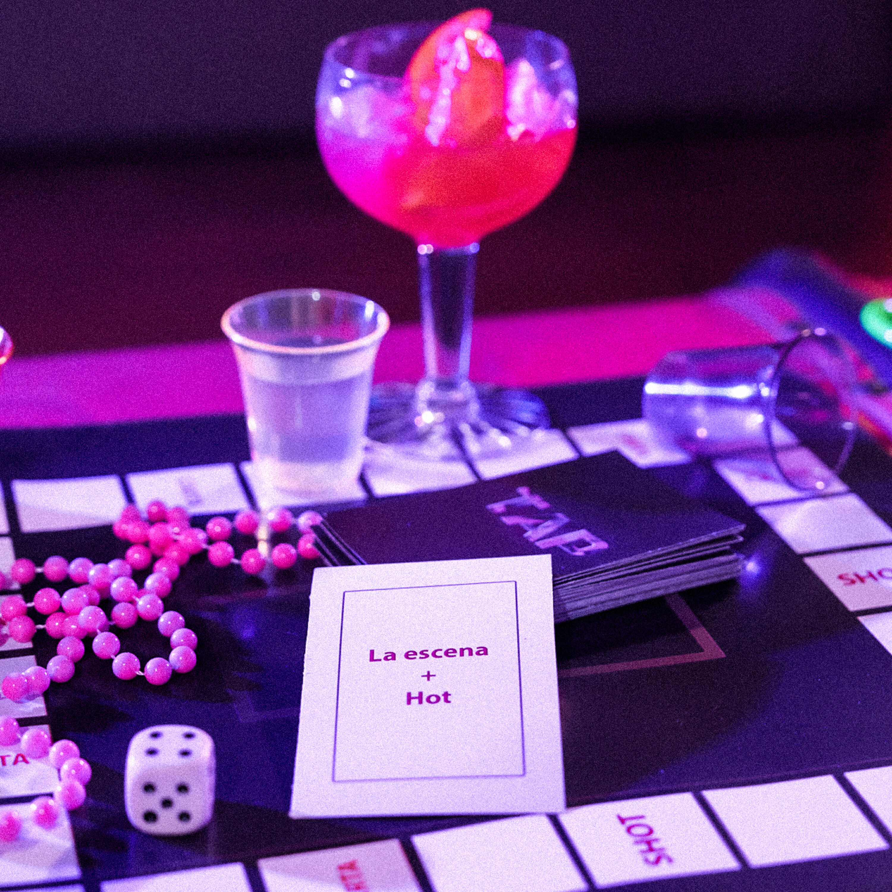 Релиз La Escena + Hot