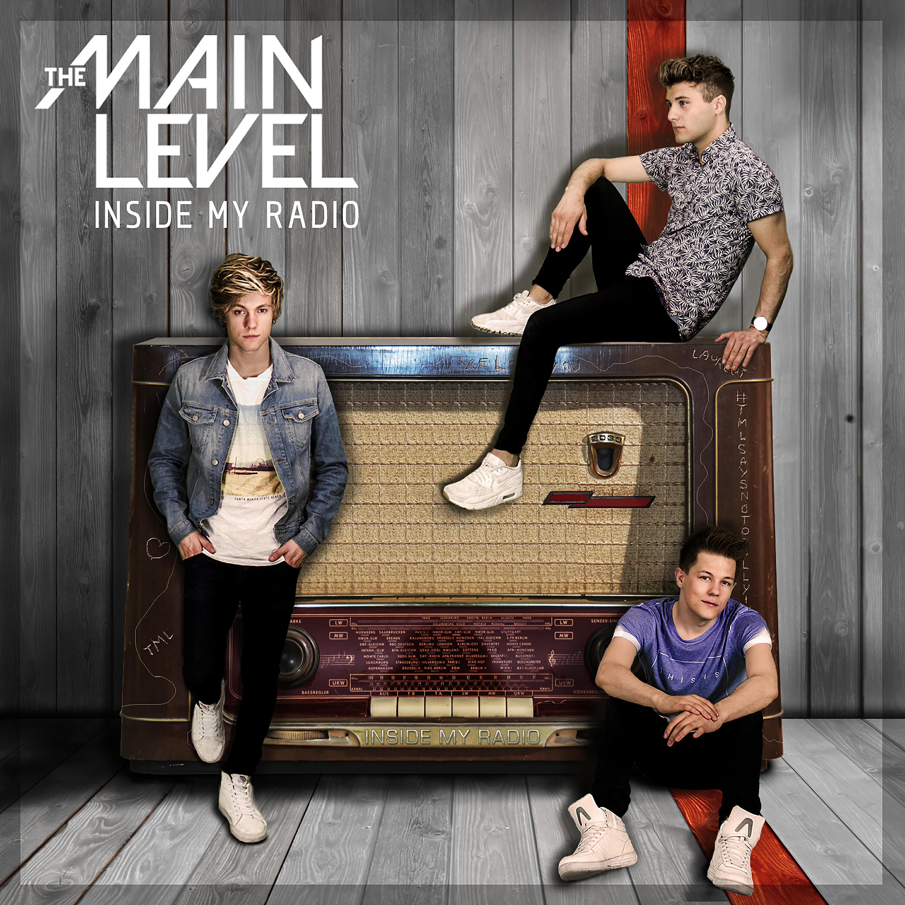 Релиз Inside My Radio