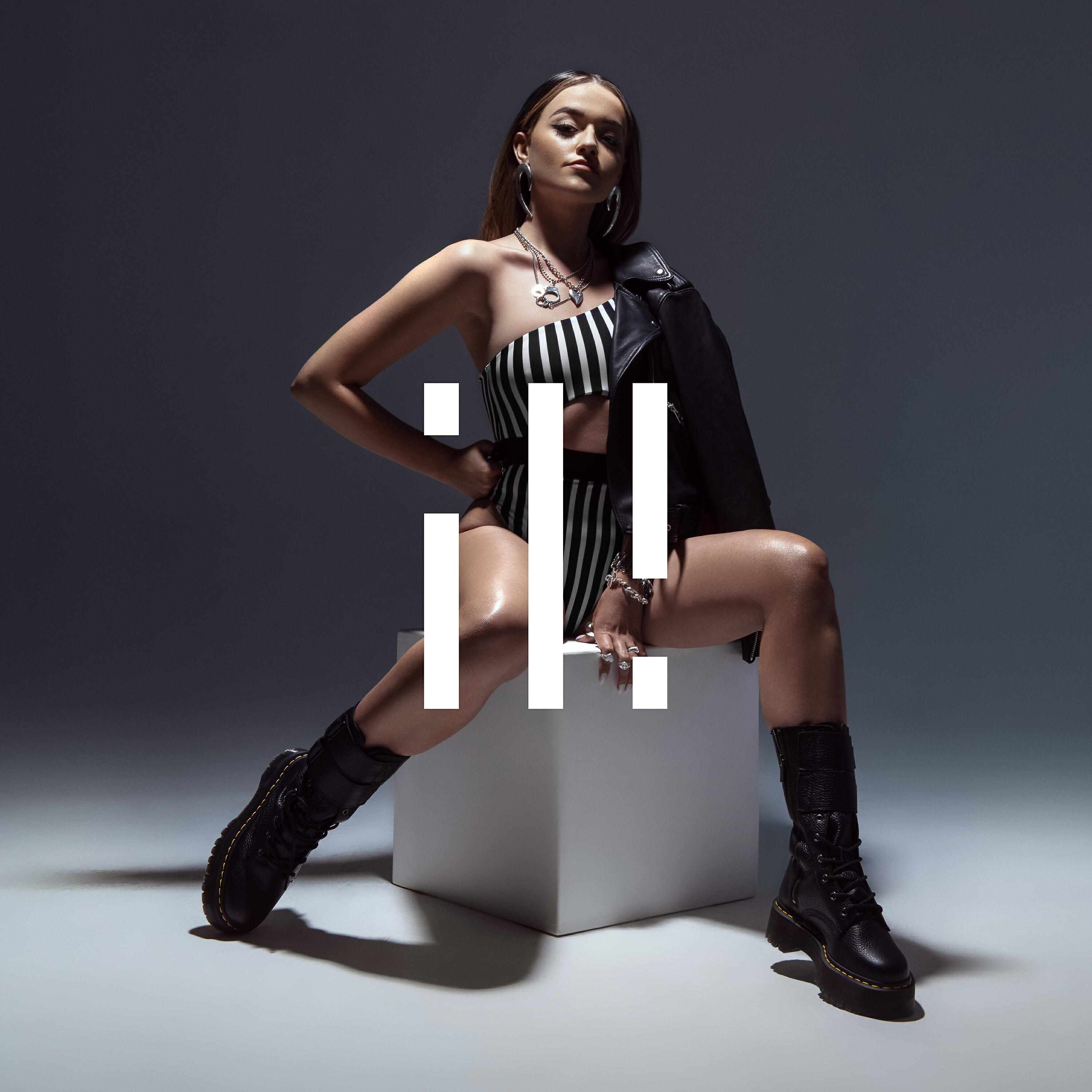 Релиз a little bit