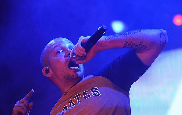 Calle 13 & Tuna Bardos UPR Rio Piedras-Choir