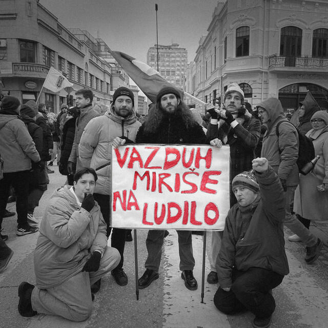 Релиз Vazduh miriše na ludilo