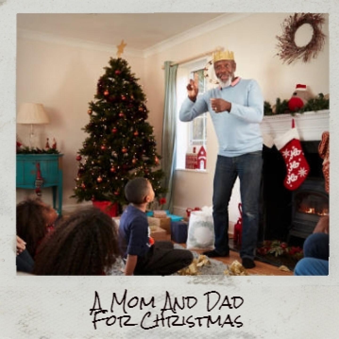 Постер альбома A Mom and Dad for Christmas