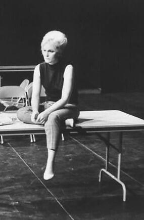 Paula Wayne