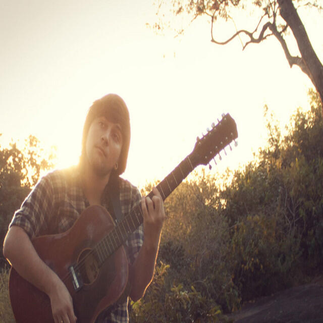 Релиз Velha Infância