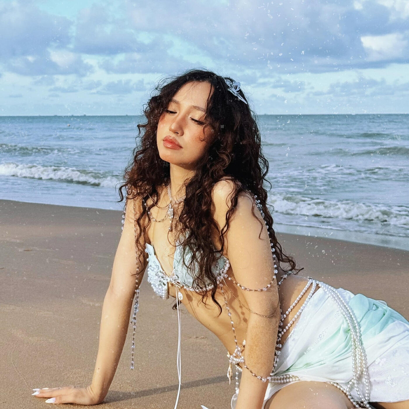 Релиз Hãy Đến Bên Em