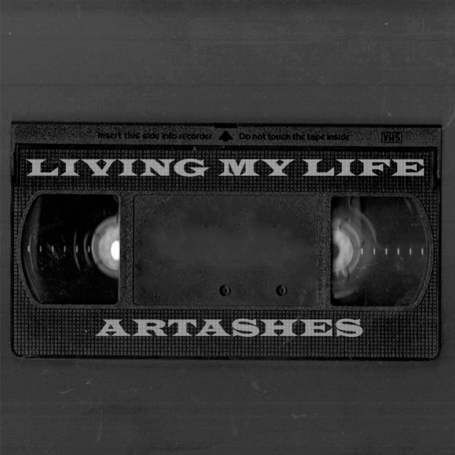 Релиз Living My Life