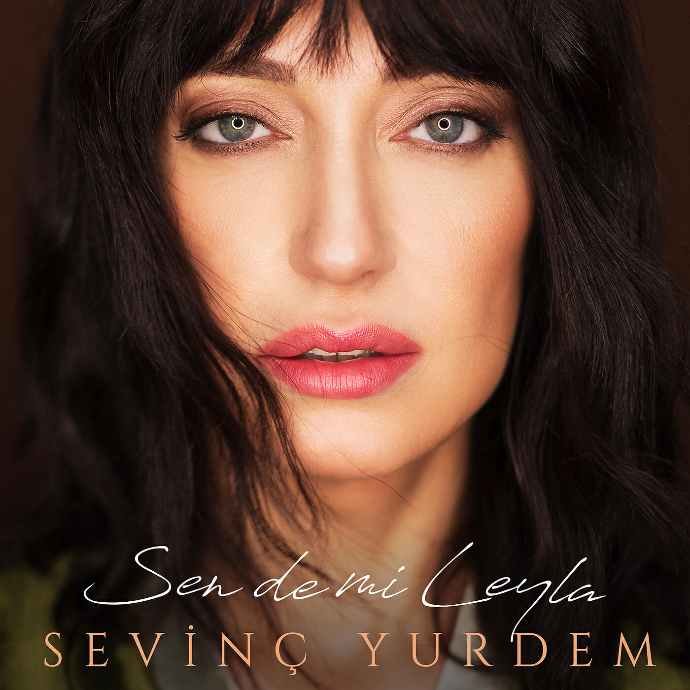 Релиз Sen De Mi Leyla