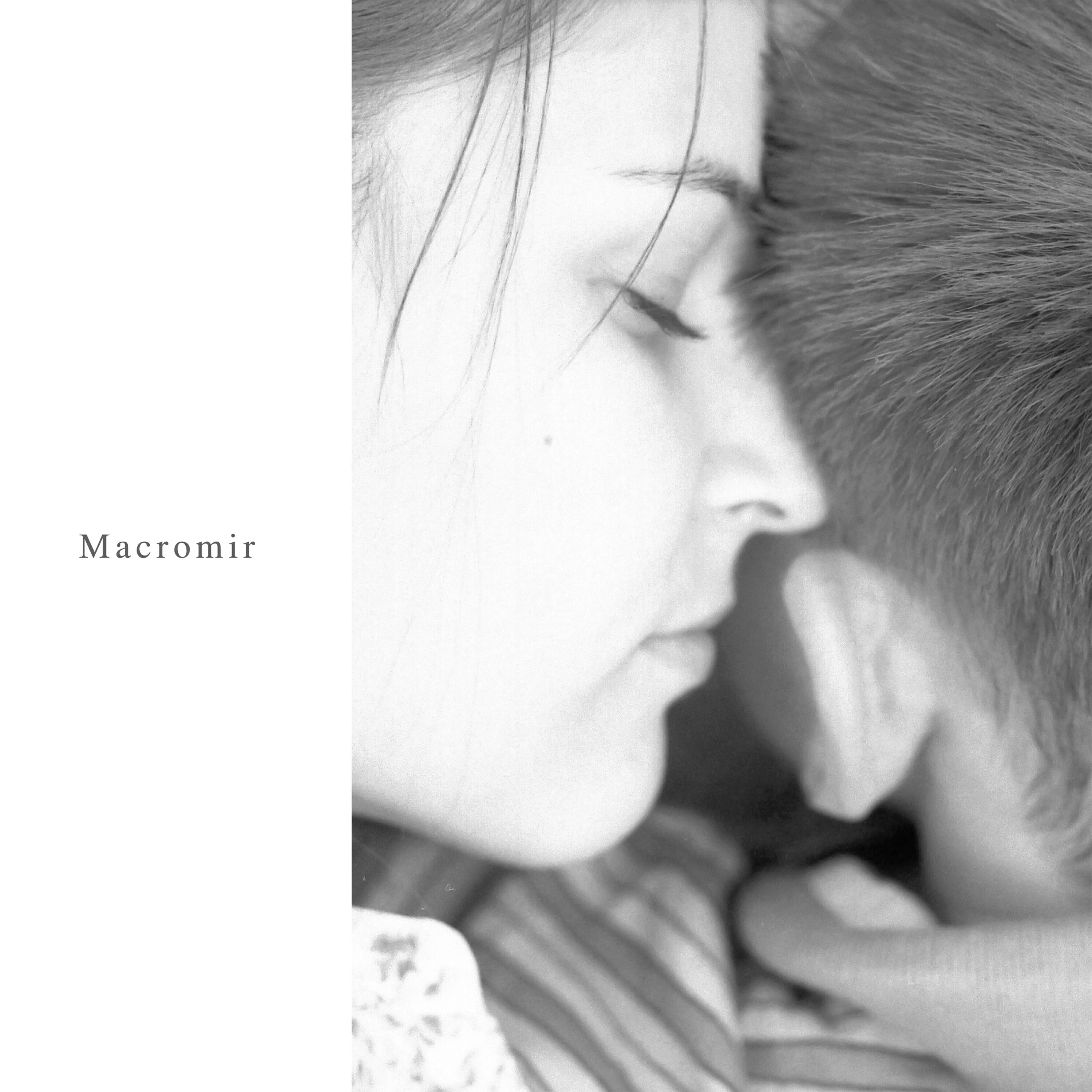 Релиз Macromir