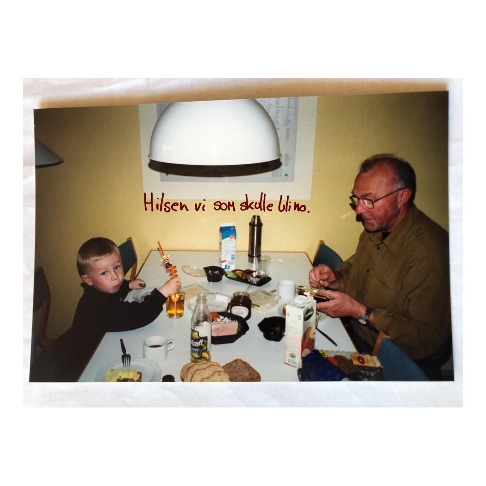 Релиз Hilsen vi som skulle bli no