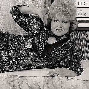 Cserhati Zsuzsa