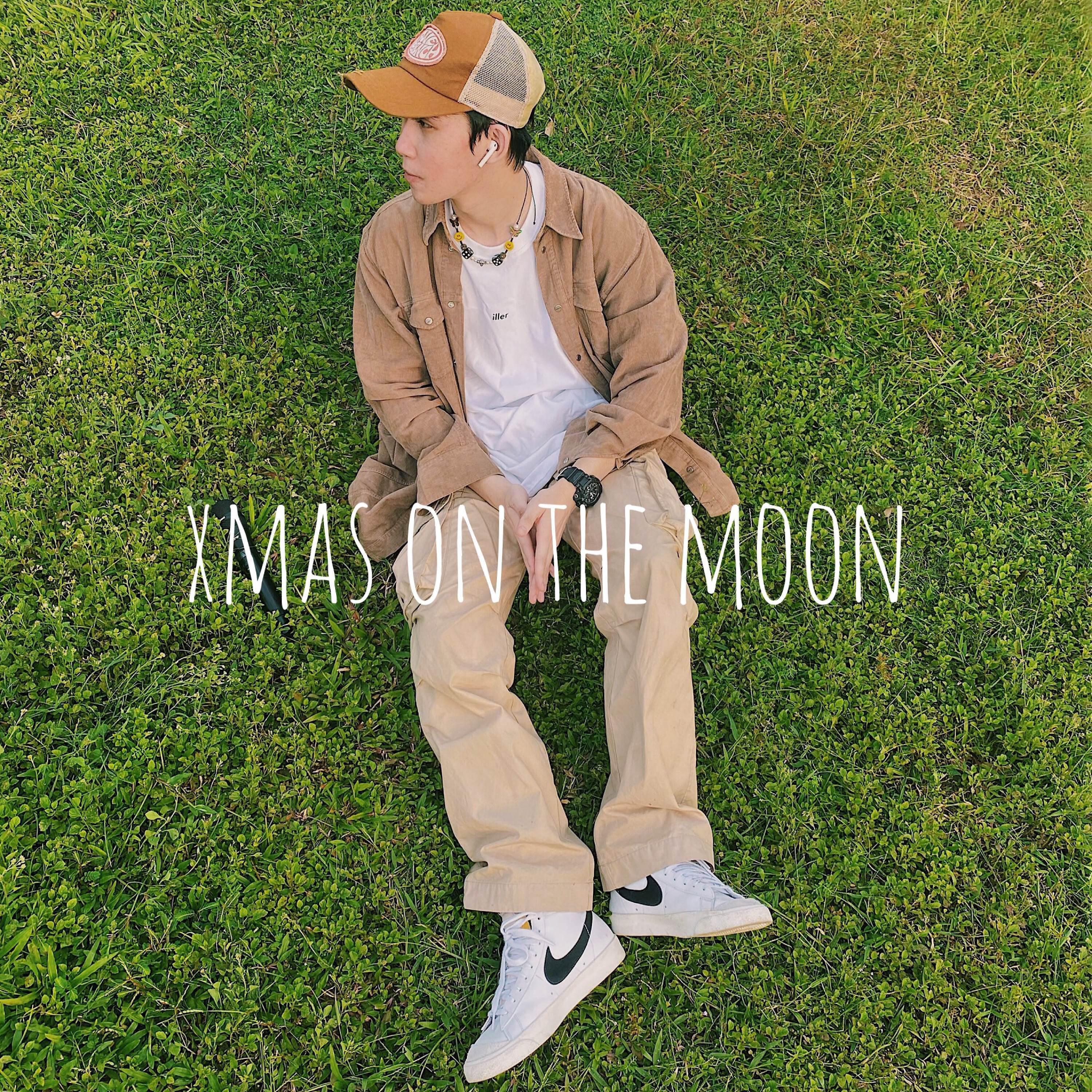 Релиз Xmas On The Moon