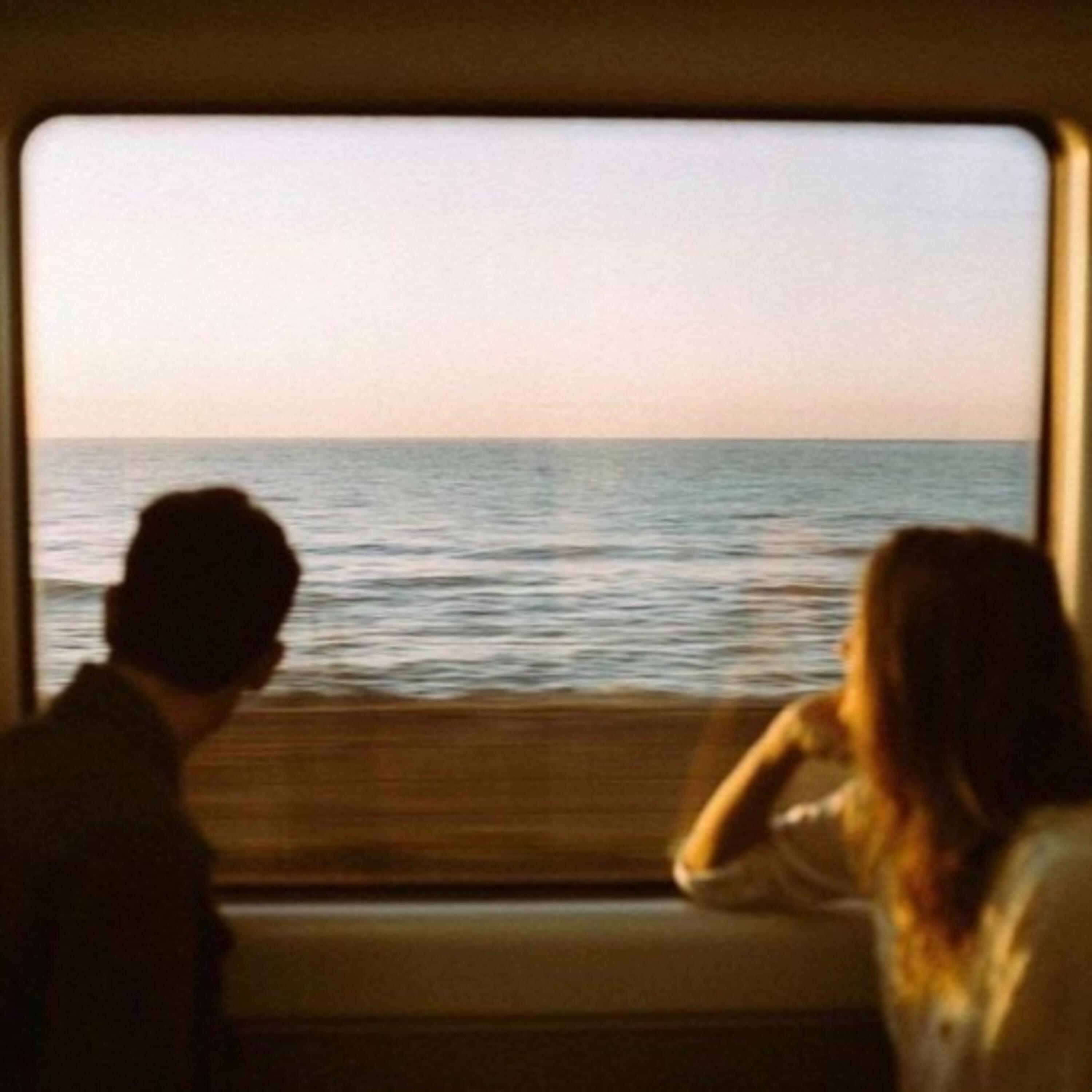 Релиз Fade in to You