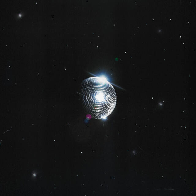 Релиз La Notte Vola - RMX (feat. Lorella Cuccarini)