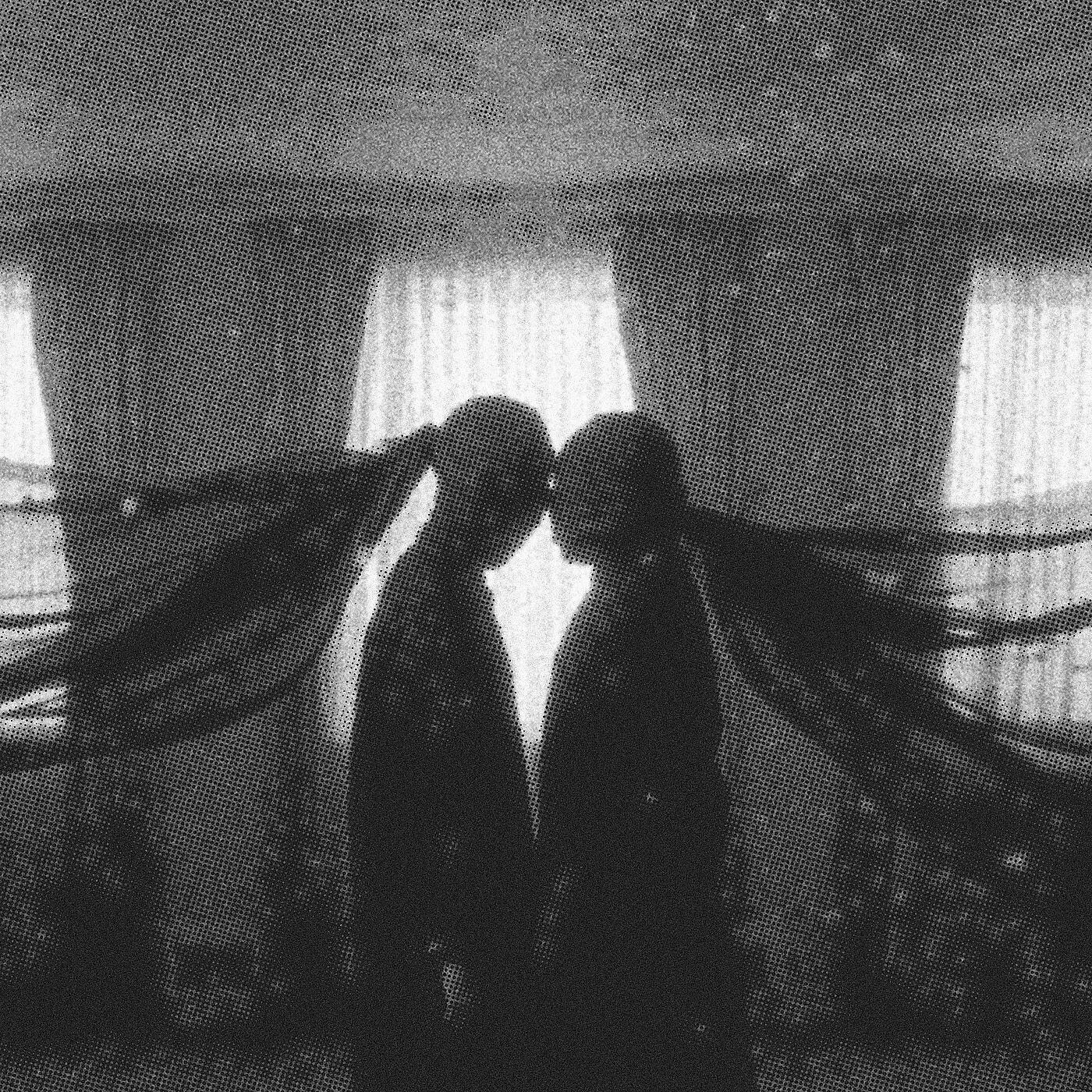 Релиз Uyire