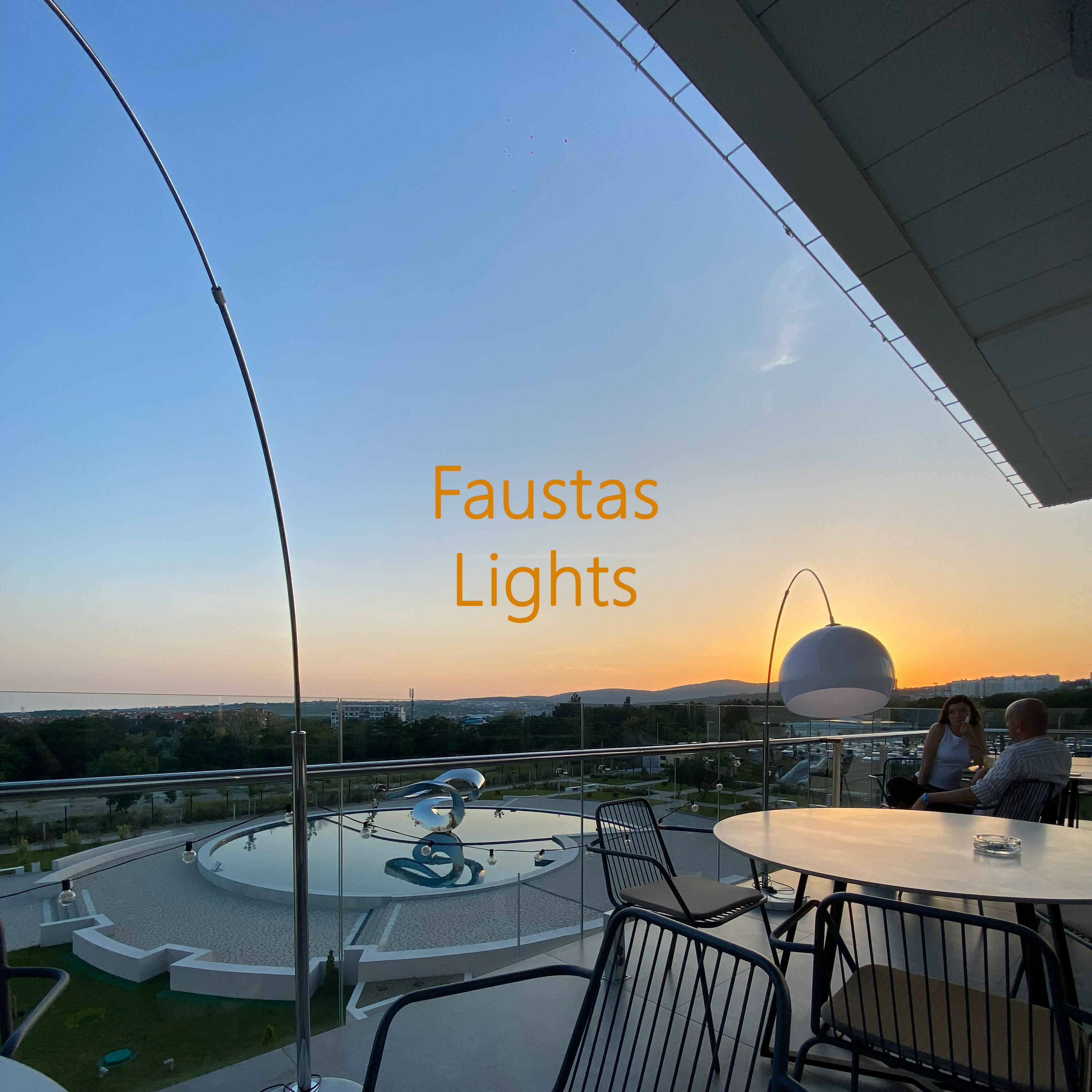 Релиз Lights