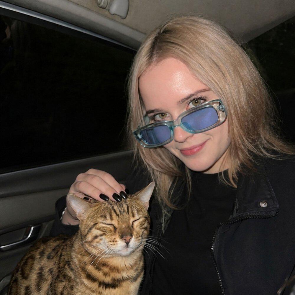 Релиз Твоя киса