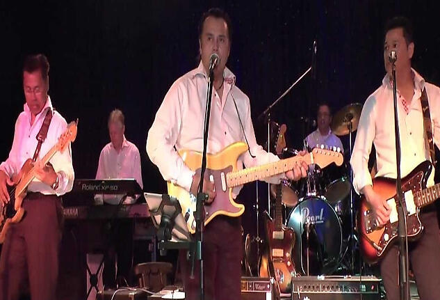 Flamingo Showband