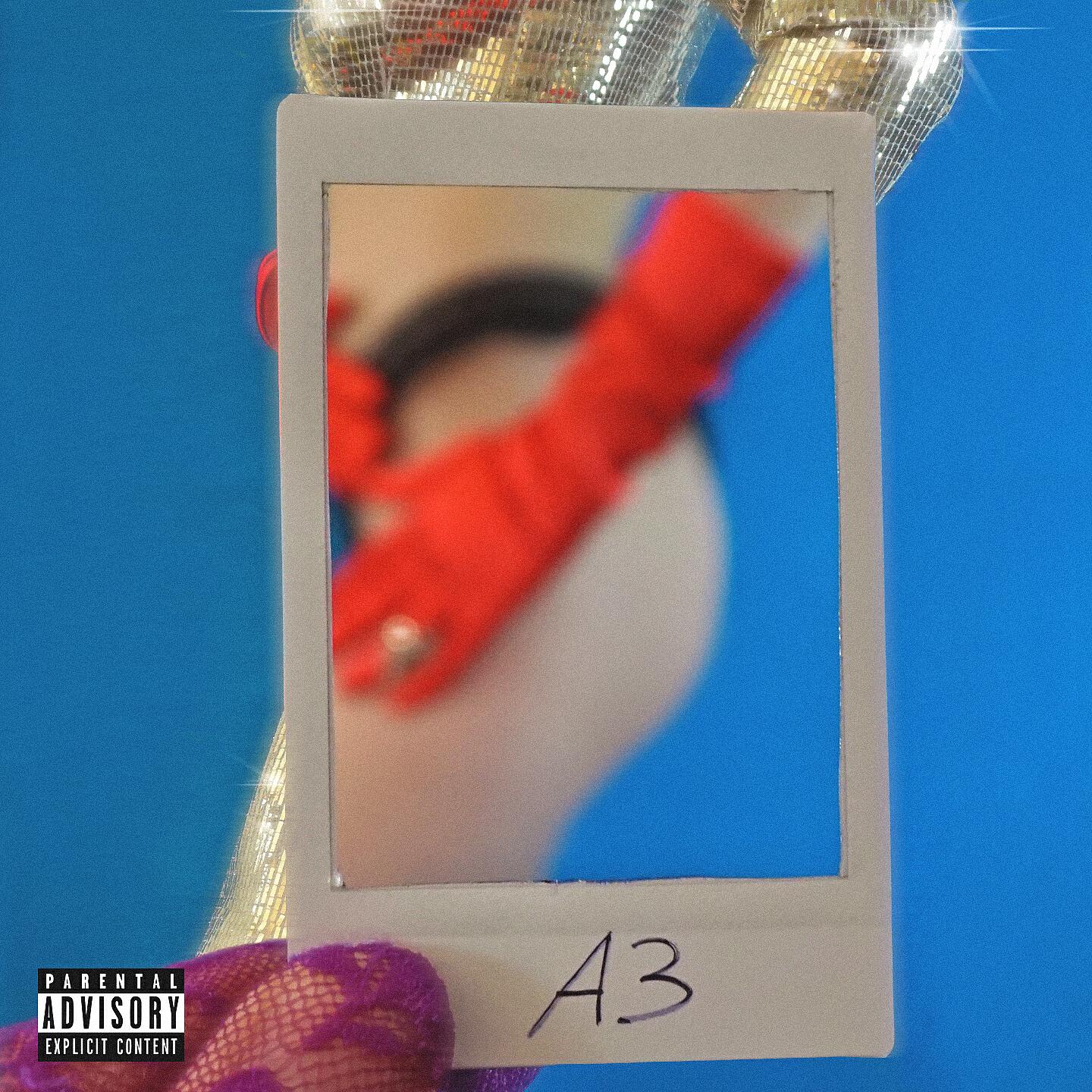 Релиз UNA COSA A 3