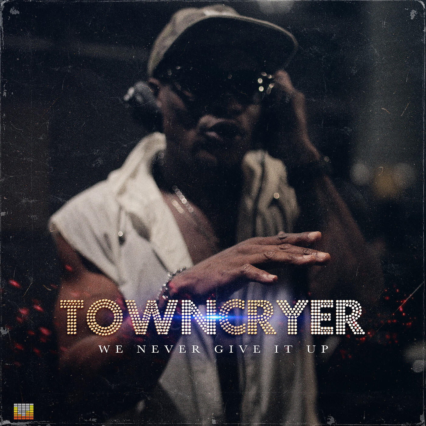 Скачать песню TownCryer, Dru - We Never Give It Up бесплатно в MP3 для Android и iOS