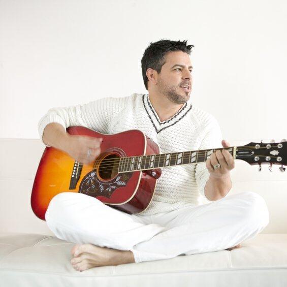 Luis Enrique все песни в mp3