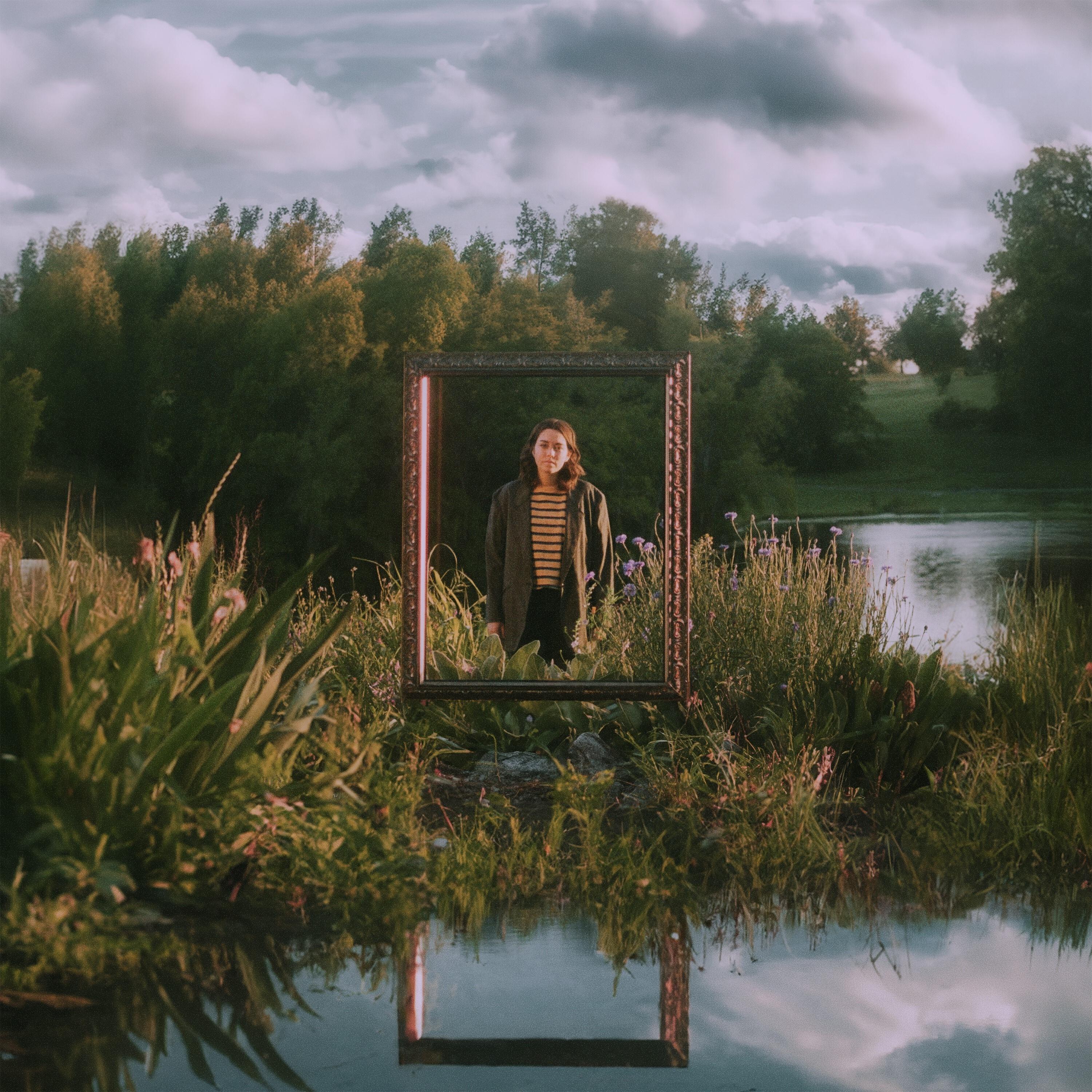 Релиз CRACK A SMILE COME ON STAY A WHILE