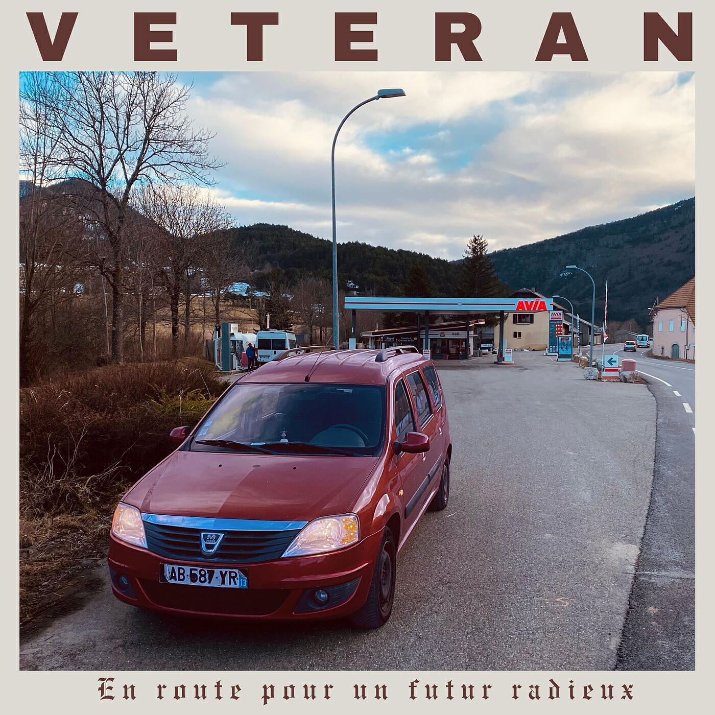 Релиз En route pour un futur radieux