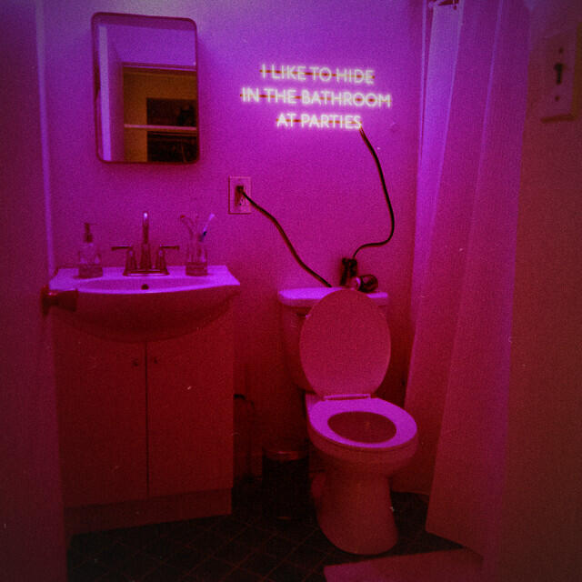 Релиз I Like to Hide in the Bathroom at Parties