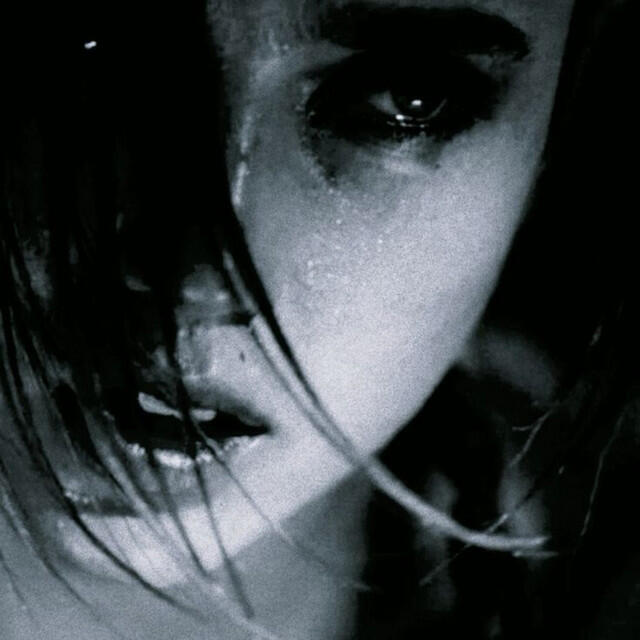 Релиз Frailty