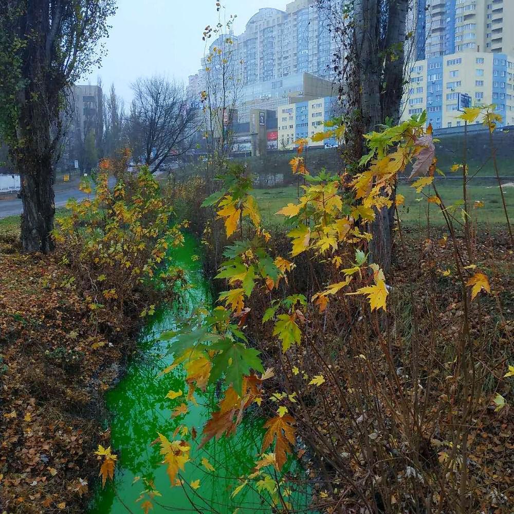 Альбом Под Столицей исполнителя V C