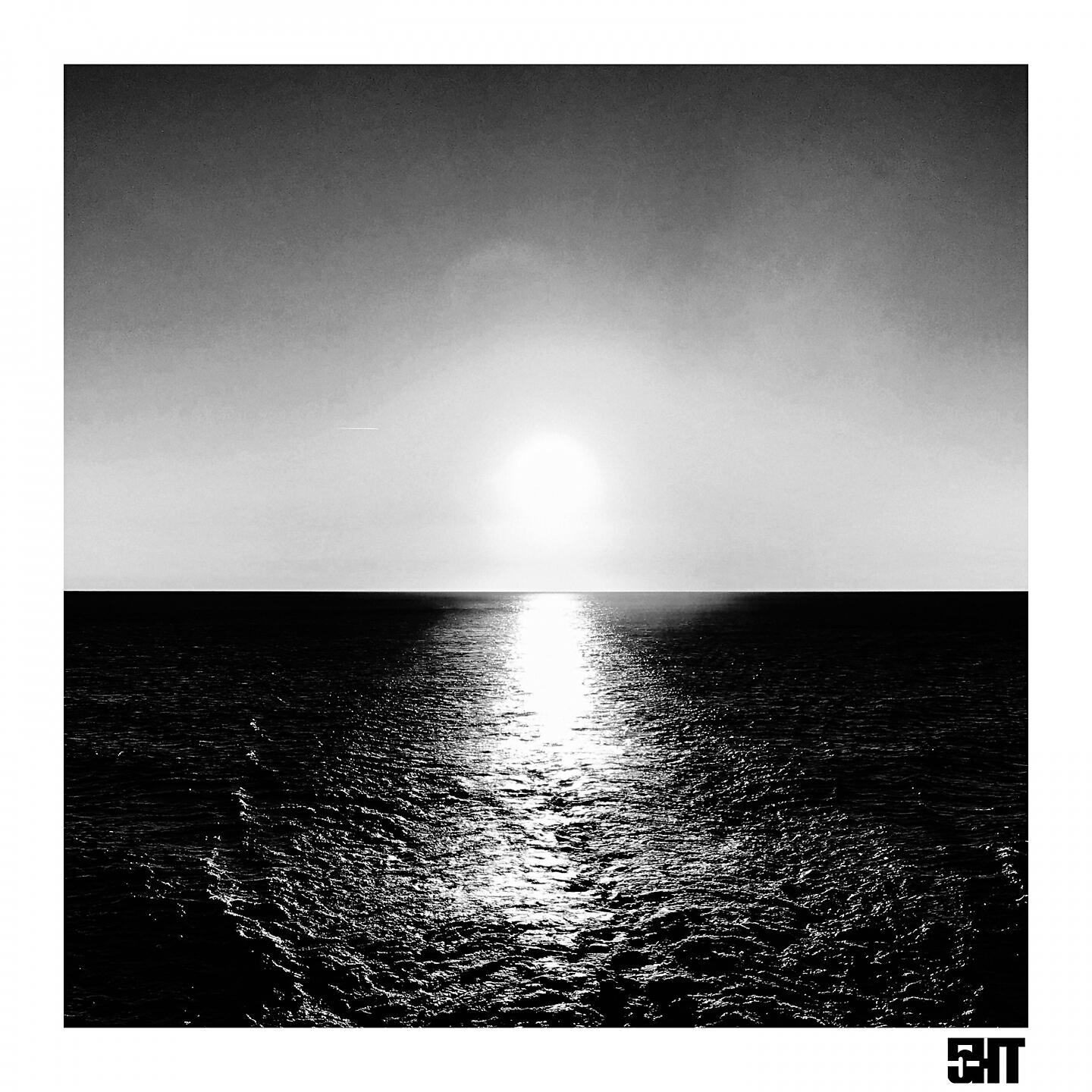 Релиз wide ocean view