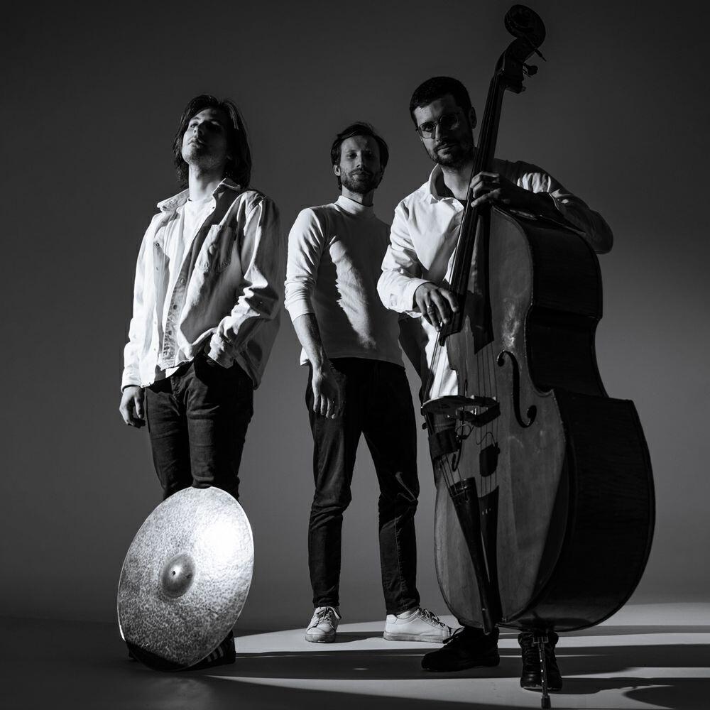 illo.trio