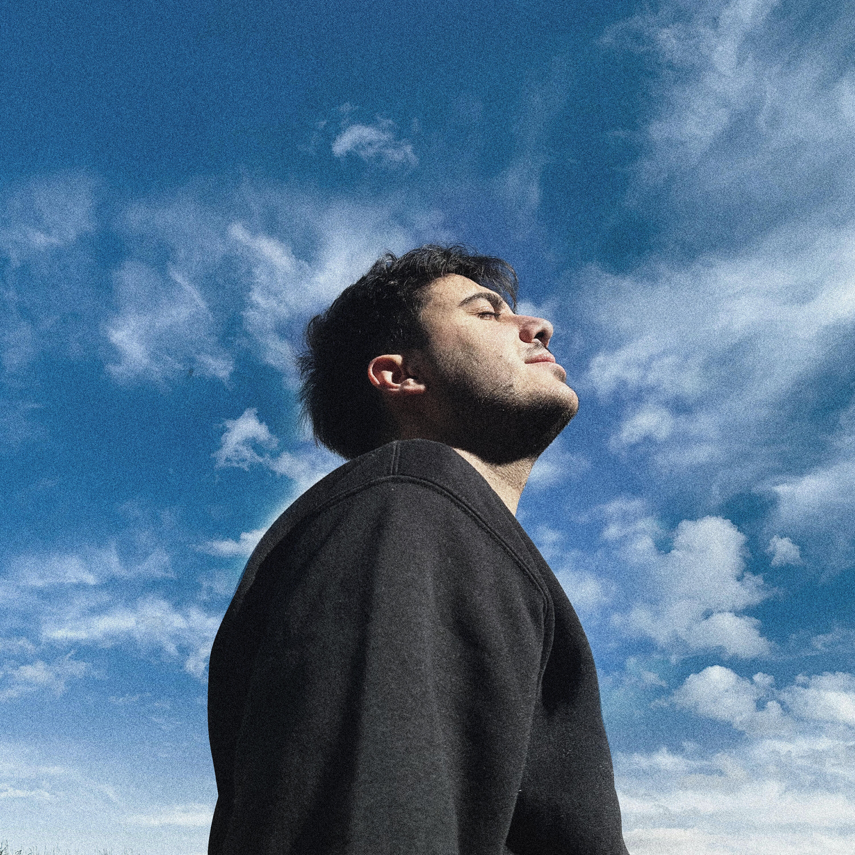 Релиз Stis Mikres Diadromes