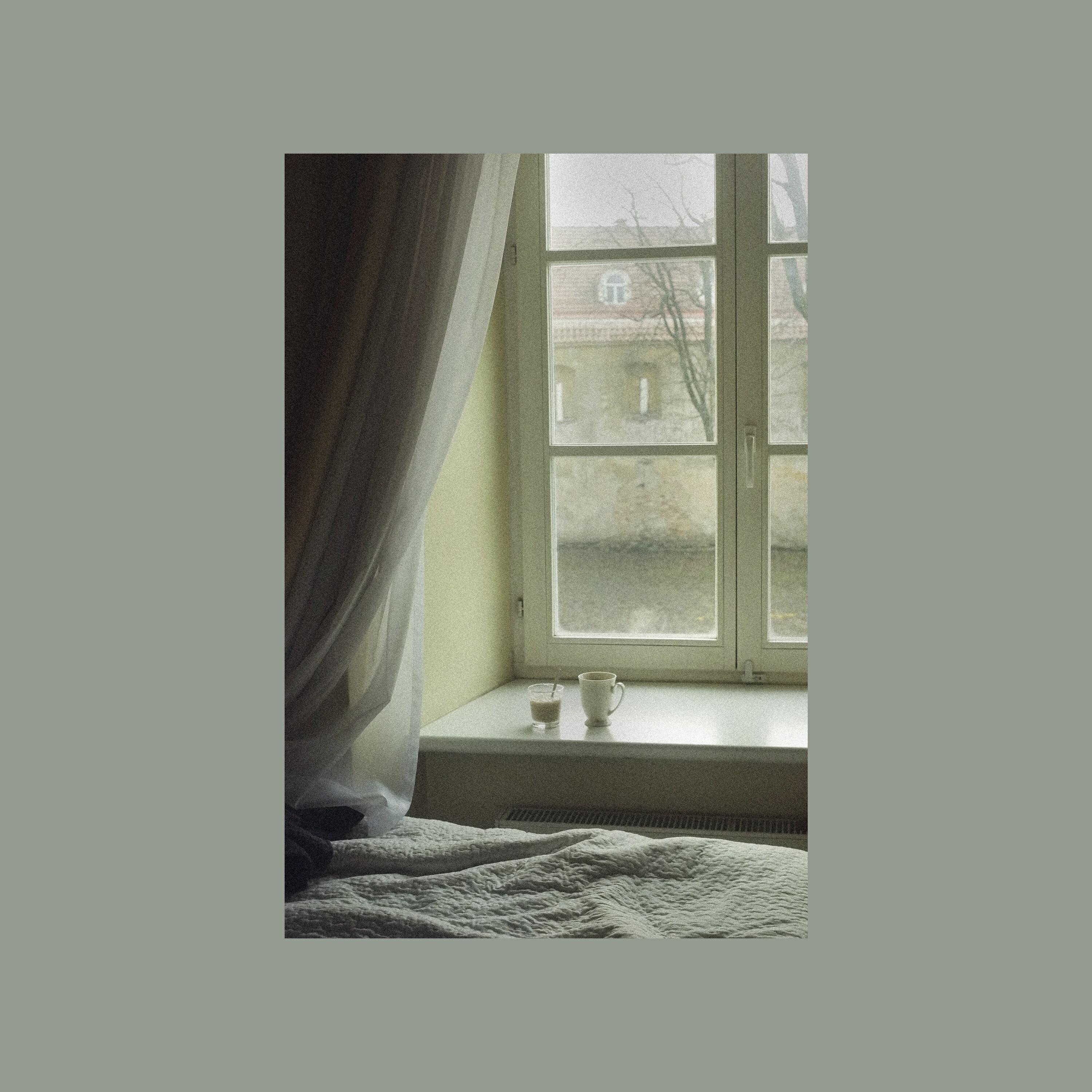 Релиз Please Stay With Me